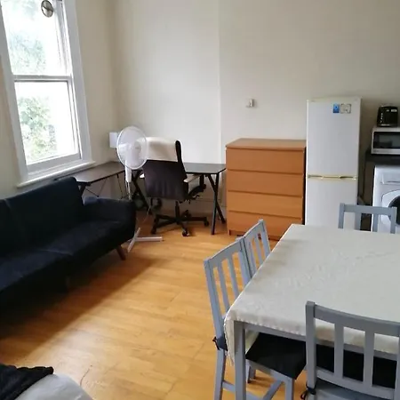 The Affordable & Central Studio Londres Extérieur photo